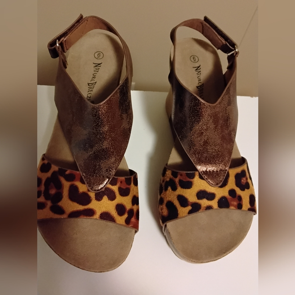 Women's Natural Breeze Leopard Print Wedge Sandals - Picture 2 of 4